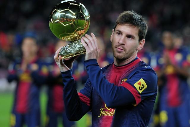 穆帅评价本菲卡13场不败，认为网坛3巨头之一本可以踢足球（穆里尼奥评本菲卡13场不败：称网坛三巨头之一能改行踢足球）