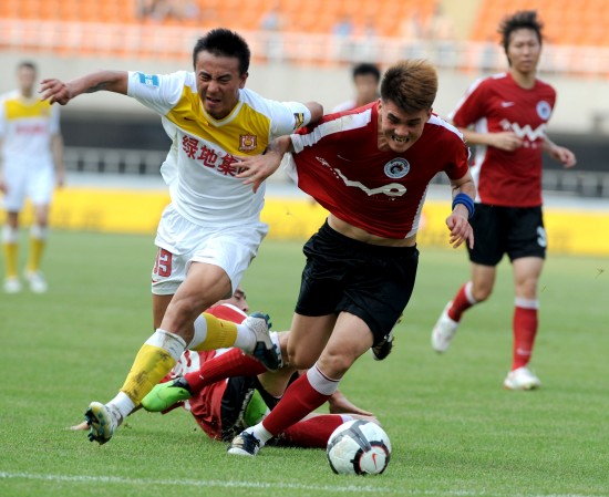 官方：德甲、德乙球场内的记分牌和屏幕将显示实际补时时间（官方确认：德甲、德乙球场记分牌与大屏将同步显示实际补时时间）